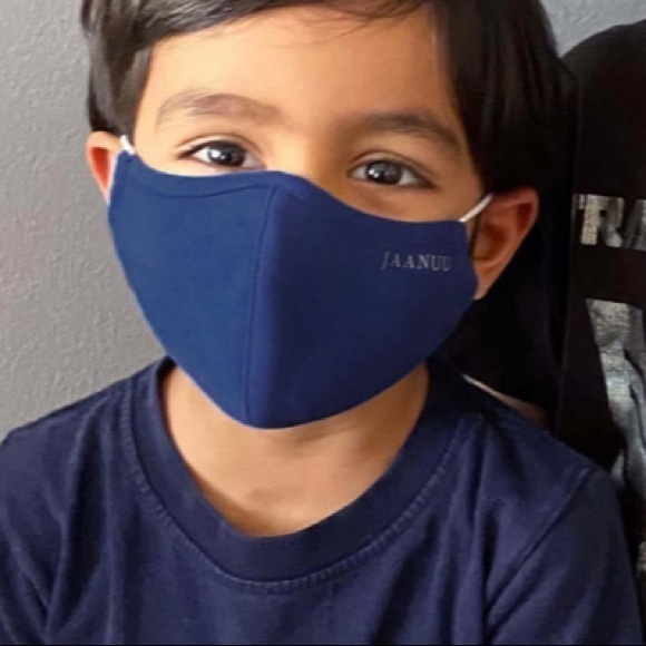 Jaanuu CHILD Black Reusable Antimicrobial Finish Face Mask - Picture 4 of 4